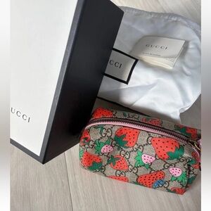 Gucci Pink Lined Pouch
